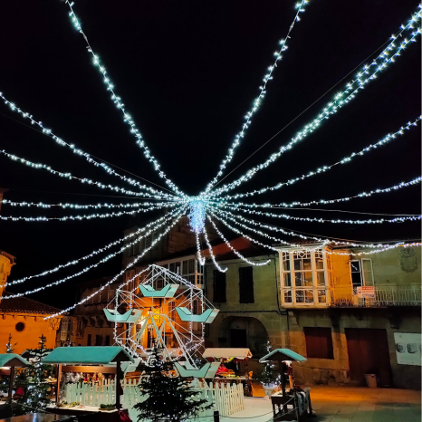 Guirlanda LED flash blanco cable blanco