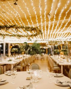 como iluminar carpas o techos