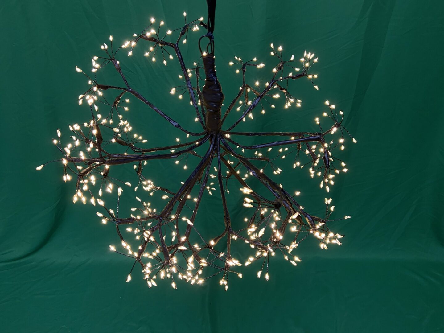 figuras colgantes flor negra figuras colgantes flor negra